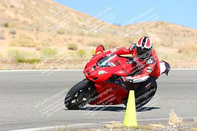 media/Oct-14-2023-TrackXperience (Sat) [[0517685739]]/Level 1/session 3 turn 2/